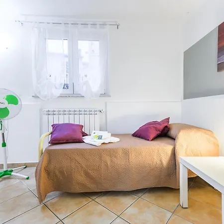 Anna With Terrace For 6 Guests * La Spezia