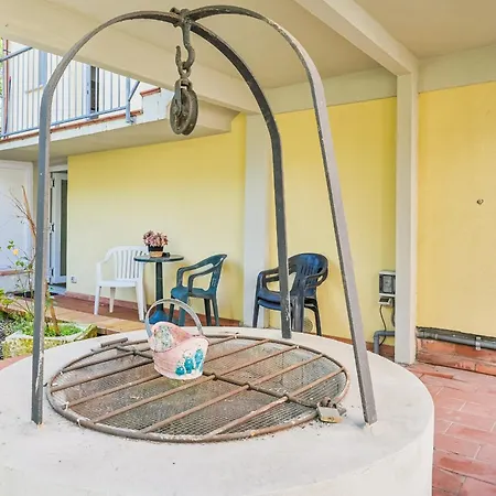 Anna With Terrace For 6 Guests Apartment *